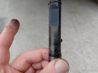 Predám vstrekovacie trysky na 2.5 TDI,120 kw - 2