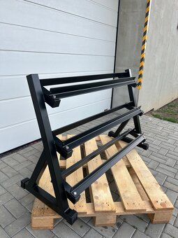 3-radový stojan na jednoručky - 2