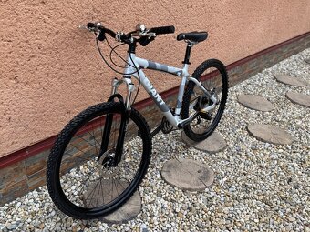 Horský Bicykel GIANT TERRAGO 26” - 2