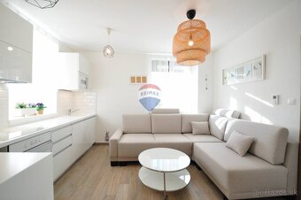 PREDAJ, 2-izbový APARTMÁN, Tatranská Lomnica - 2