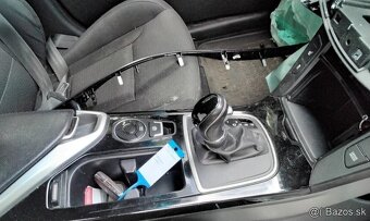 HYUNDAI i40 CW 1.7 CRDi 2015 predám DVERE, MOTOR D4FD, AUTOM - 2