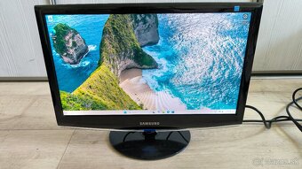 Samsung SyncMaster 2033 1600x900 - 2