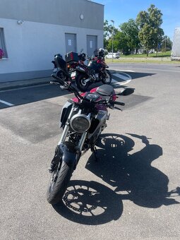 Honda CB125r 2018 - 2