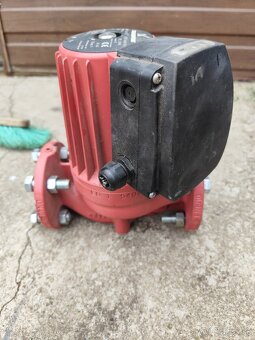 Obehové Grundfos čerpadlo - 2