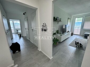 Na predaj veľký 3 izbový byt 86m2, 4x loggia - 2