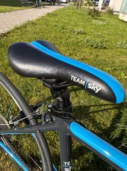 Detský cestný bicykel - limitovaná edícia Team SKY - 2