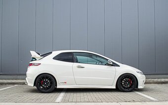 Honda Civic TypeR FN2 2.0 i-VTEC 148kW Championship White - 2