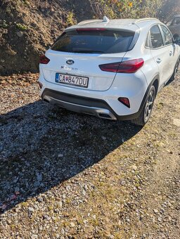 KIA XCeed 1.5 T-GDi GOLD Hatchback Manuál - 2