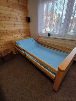 Elektricka polohovatelna postel. - 2