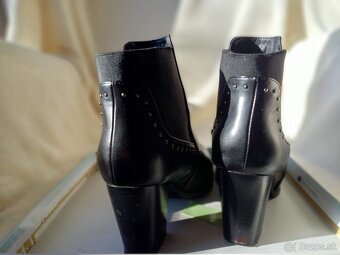 Kotnikové čižmy v.38 - 2