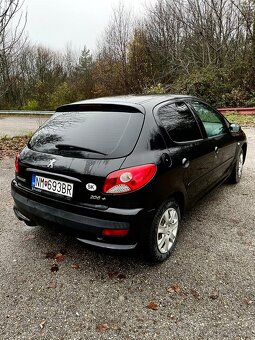 Peugeot 206+ - 2