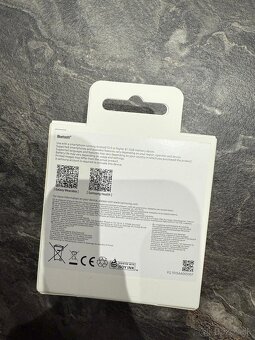 Samsung Galaxy Fit3 - 2