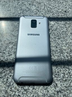 Samsung Galaxy A6 2018 - 2