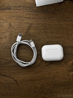 Apple AirPods Pro (2. generácia) - 2