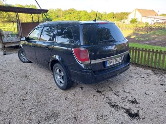 Opel astra H - 2