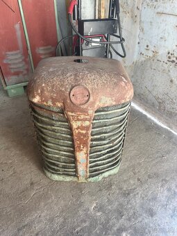 Masky Zetor 25 - 2