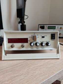 Osciloskop + Sonda + Generátor signálu - 2