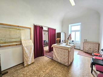 Priestory na prenájom v centre Liptovského Mikuláša - 2