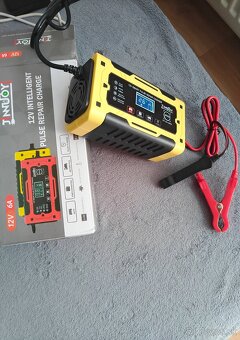 Autonabijacka 12v mikroprocesorová 6ah - 2