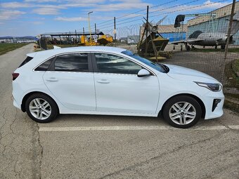 Kia Ceed III 1.4 MPI Gold - 2