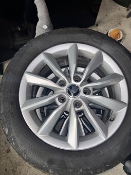 5x122 r16 205/55 - 2