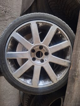 R18 AUDI Elektrony - 2