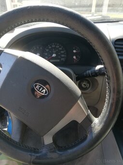 Kia Sorento - 2