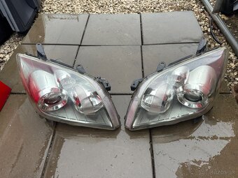 Predám maska Svetlo Blantik Kufor 1G3 Avensis 2006-2009 - 2