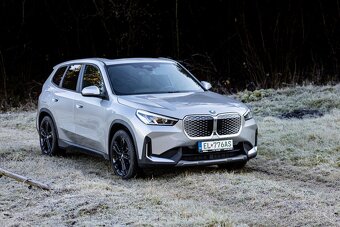 BMW IX1 e Drive20 elektromobil 2024, 9500km - 2