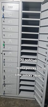 Plechová skriňa priehradková- uzamykateľná - 2