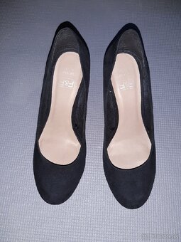 Čierne lodičky - 2