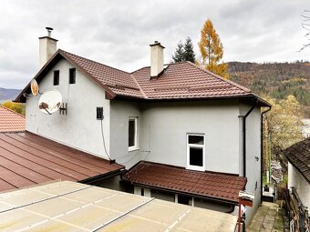 PRAKOVCE - veľký dvojgeneračný dom po rekonštrukcii - 2