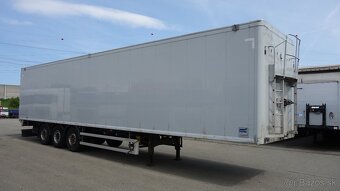 KNAPEN KT01 - Posuvná podlaha 87 m3 - 2