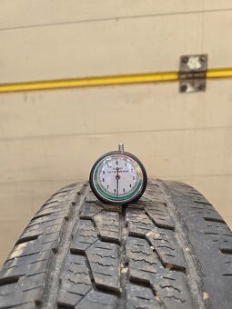 Predám 2x celoročné pneu 205/65 R16 C - 2