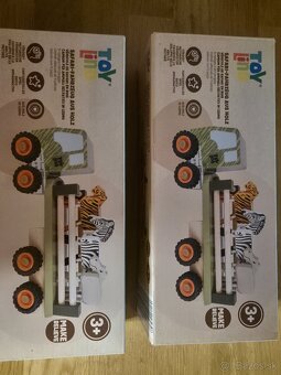 Drevené auto so zvieratkami-nové - 2