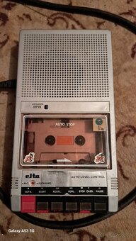 Prenosný retro msgnetofón ELTA - 2