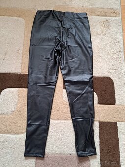 Koženkové nohavice nové - 2
