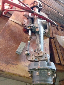 ponúkam carraro naprava zetor - 2