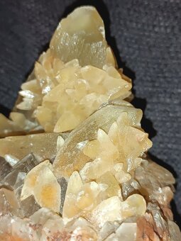 Fluorit s kalcitom - 2