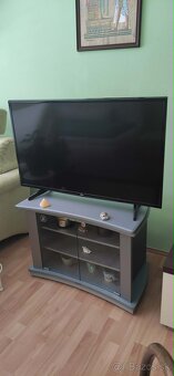 Predám TV - LG 106 uhlopriečka - 2