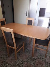 Jedálenský stôl + 4x stolička - 2