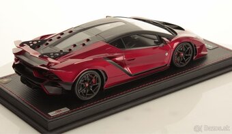Lamborghini Invencible MR Collection 1/18 - 2