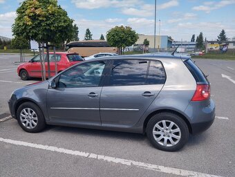 Volkswagen golf 5. 1.9 TDI 77kw - 2