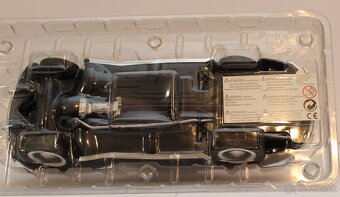 Peugeot 203 Coupe - Solido 1:18 - 2