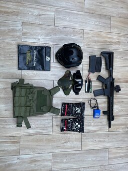 Airsoft výbava – AR-15 QD Platinum (takmer nová) - 2