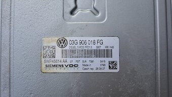 RIAD. JEDNOTKA MOTORA -03G 906 018FG - 2.0TDI PASSAT B6 - 2