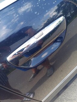 Audi A8 3.2 benzin - 2