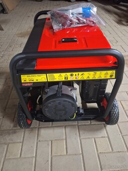 Elektrocentrala Hecht GG11000 - 2