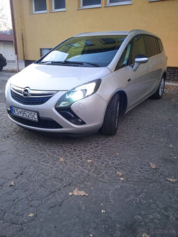Opel zafira III turer 7miestne - 2