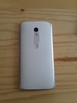 Predám Motorola Moto X Play White - 2